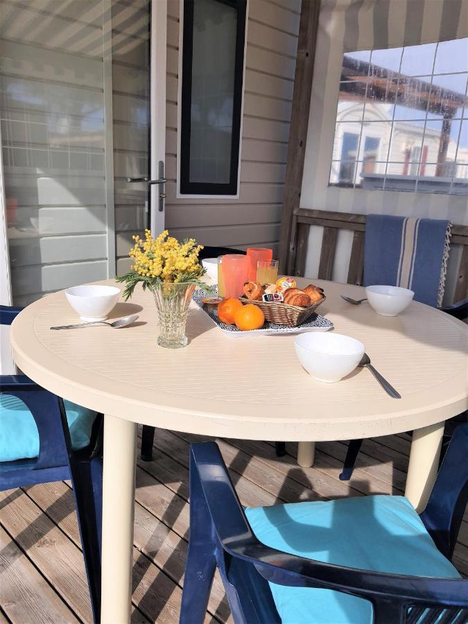 Camping Le Clos Des Pins Hotel Saint-Hilaire-de-Riez Exterior foto